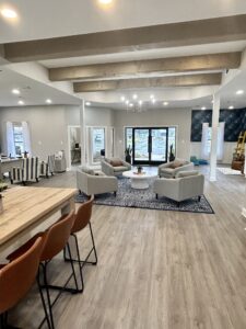 Edgewater Pointe Apartments Interior Wide View by Corinthian Asset Management